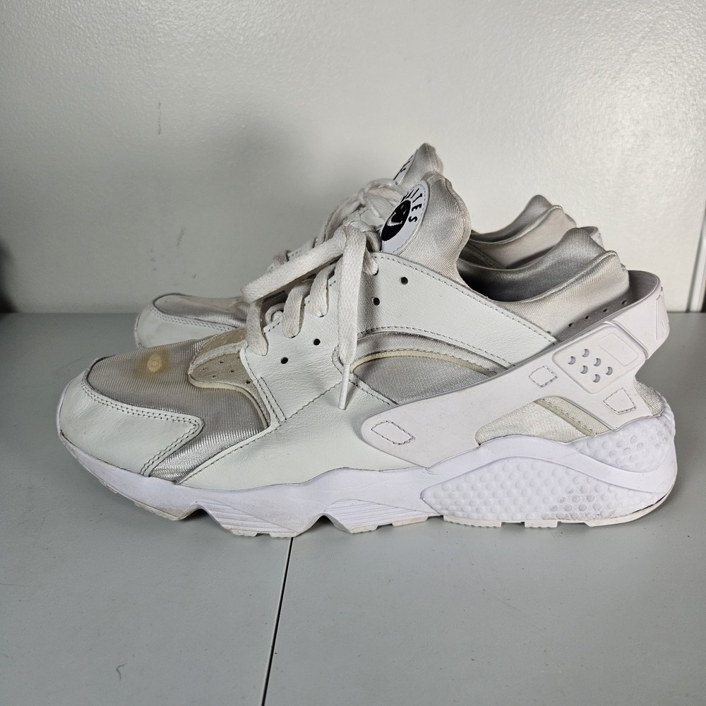Nike By You Air Huarache Triple White FD9781 900 Men's Size 12 Flaw